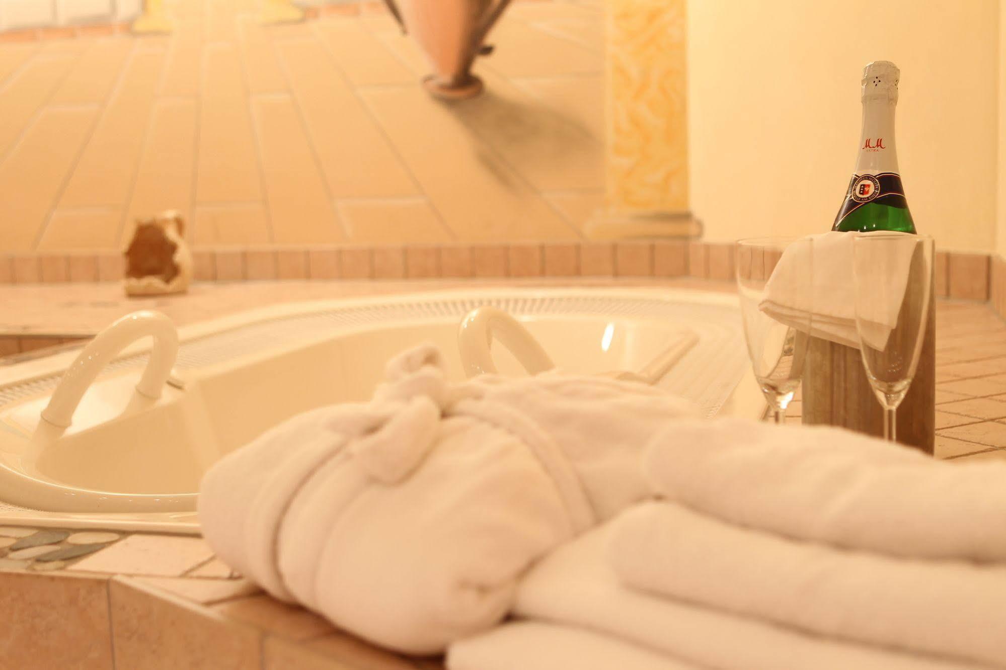 Hotel Wittorf 노이뮌스터 외부 사진